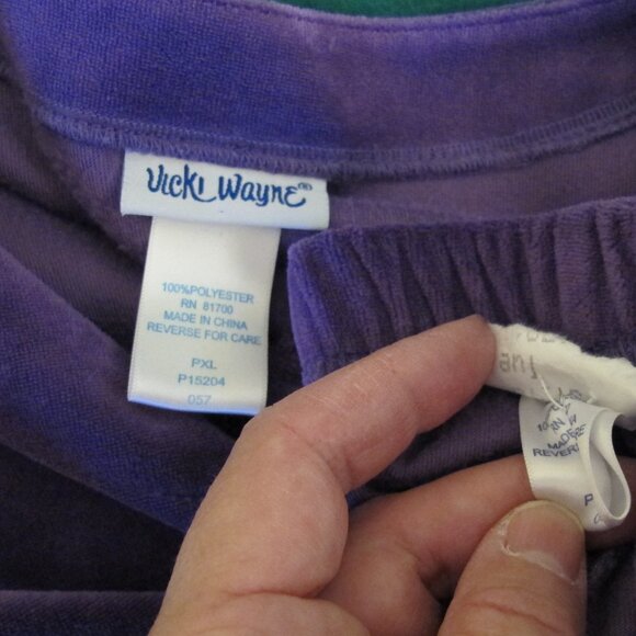 Vicki Wayne purple velour pant set PXL - Picture 2 of 6
